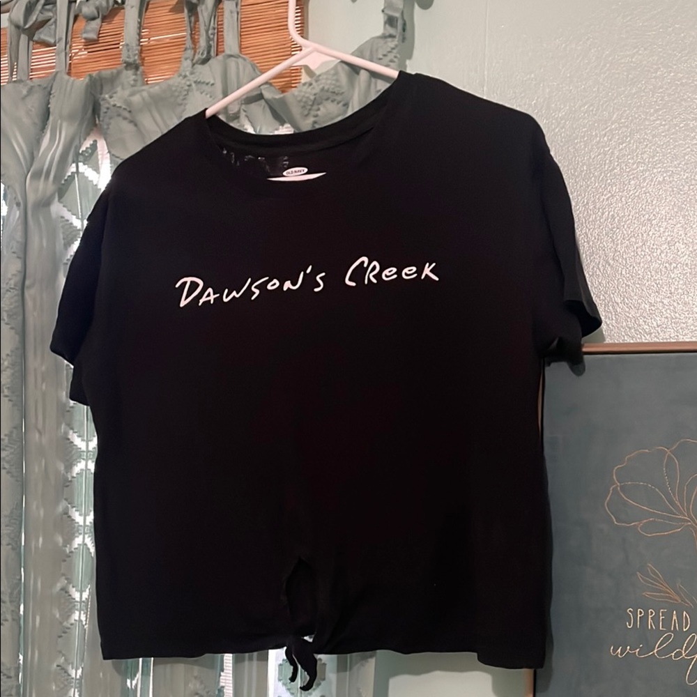 Old navy kids xl Dawson's Creek Black Logo Tie-Hem Top
